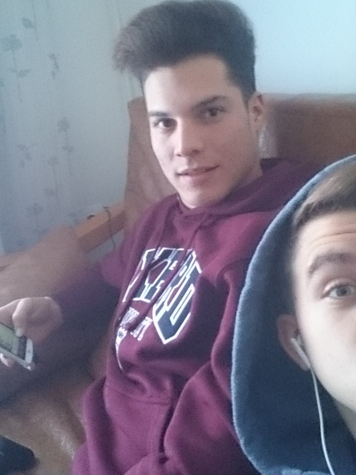 pablito_97lh's tweet photo. Buenas tardes, desde la playa con el socio 👋👋👋 @Cristian2091996 https://t.co/Ru8cIopgLr