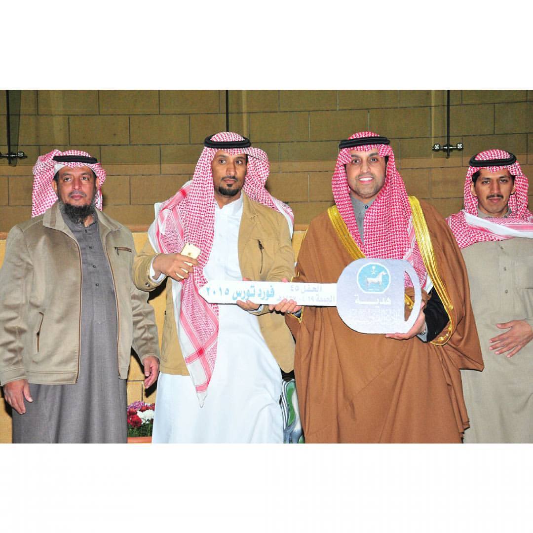 ابارك لاخوي <a href="/11_amg/">فيصل بن سعيد البقمي</a>  بفوز حصانه المتحدي بشوط السيارة  على ميدان الملك عبدالعزيز 

 الف مبروووك ياكحيلان ومتبوعه