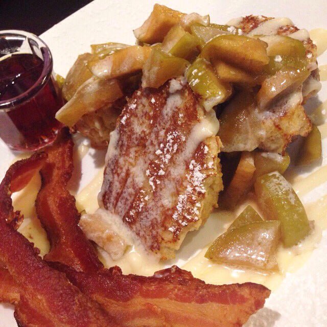 thefoodtasters's tweet photo. Rise & Shine Squares! It’s #SquareBreakfastWeek! Join the @TheSquareCafe this weekend for...
https://t.co/ZLvth0rGxd https://t.co/eKCx1XJ4PG