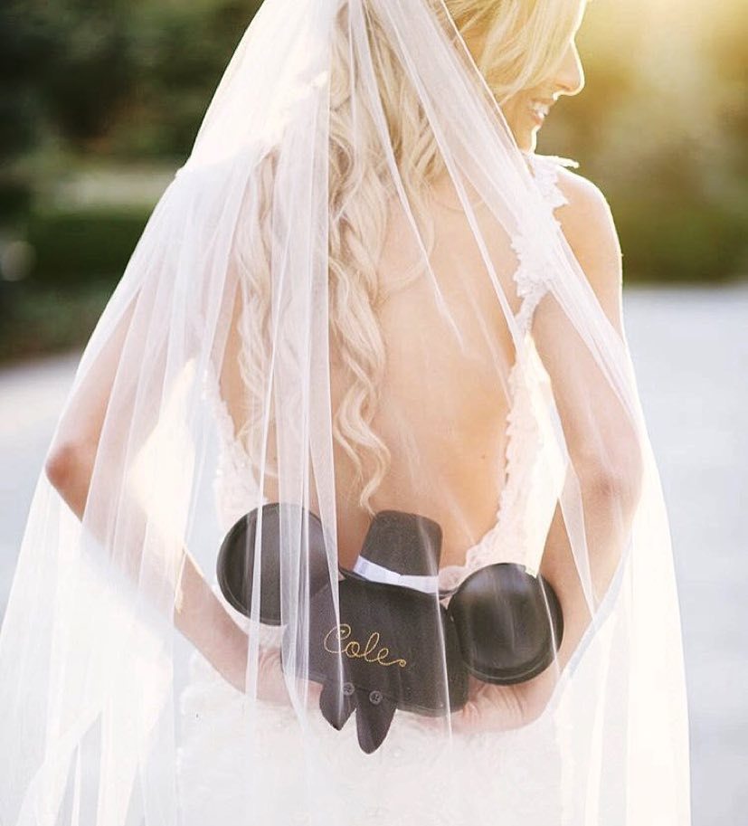 Because a #disneywedding is the cutest type of #wedding 🎉 as seen on <a href="/vandifair/">Lauren Vandiver</a> ift.tt/1nuAuCH