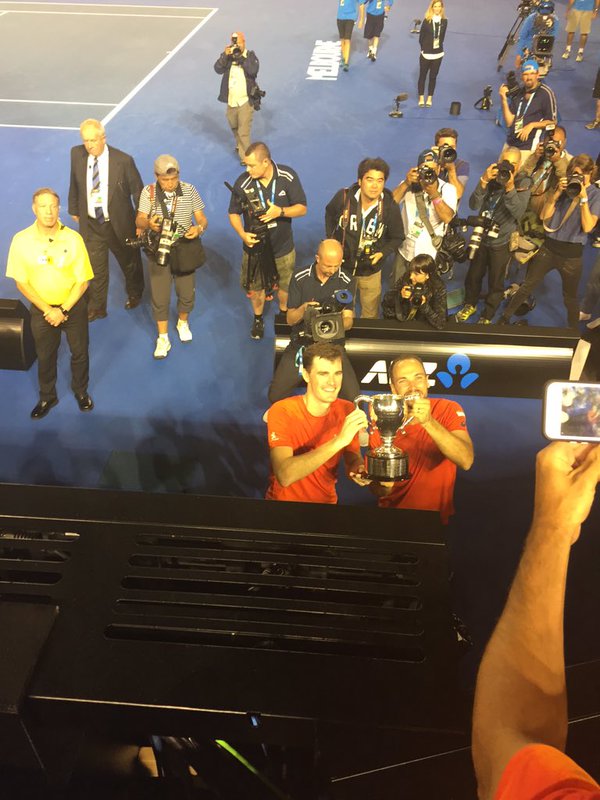 JudyMurray's tweet photo. look who's got some silverware........
#AusOpen https://t.co/kjWZibJIZs