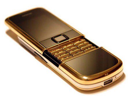 victorbambague's tweet image. Esto si era un celular de lujo! #saturdaytech