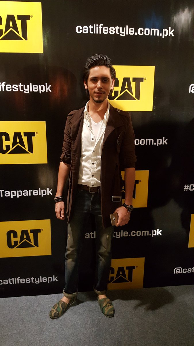 ebuzztoday's tweet photo. @IAmGodil  at the launching of apparel by @catlifestylepk event by @tehminakhaled #catlifestylepk #catapparelpk https://t.co/m0lC4Mr3O8