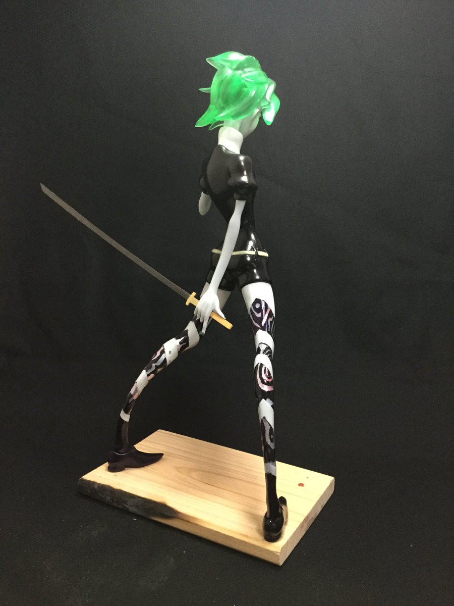 wf ワンフェス ディスプレ 宝石の国 フォスフォフィライト 塗装済み ガレージキット ケース付き forcolle wf ワンフェス ディスプレ 宝石の国 フォスフォフィライト 塗装済み