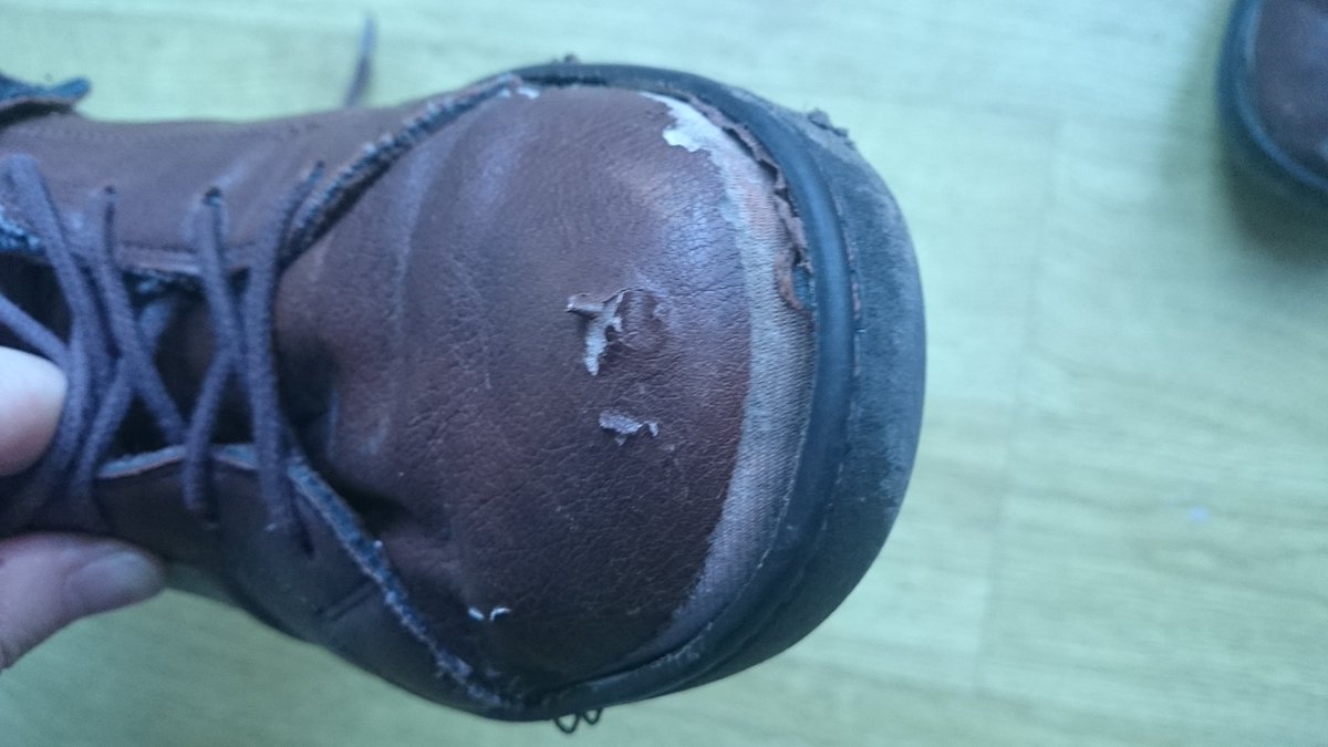 HelloWillBirch's tweet image. @ALDO_Help Not what I expect from @ALDO_Shoes after 4 months #Poorquality #Poormaterials #PoorWorkmanship