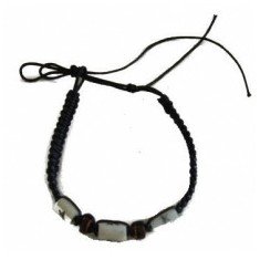 SALE! OP = OP!

Leuke zwarte armband met kralen

wierookplaza.nl/product/armban…