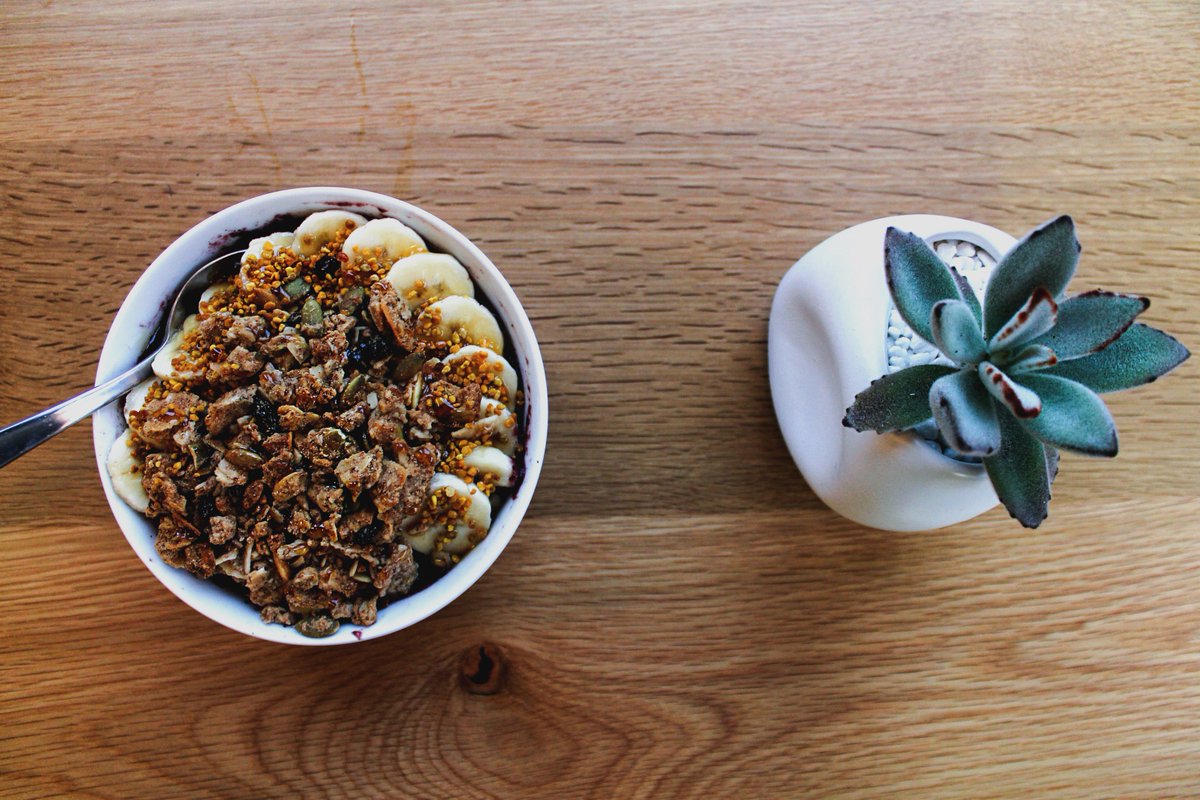lo_wat's tweet photo. Up on the blog today: a new favourite spot to grab a glorious smoothie bowl @GloryJuiceCo  https://t.co/zp1izkgLx4 https://t.co/vjHANhI7ma