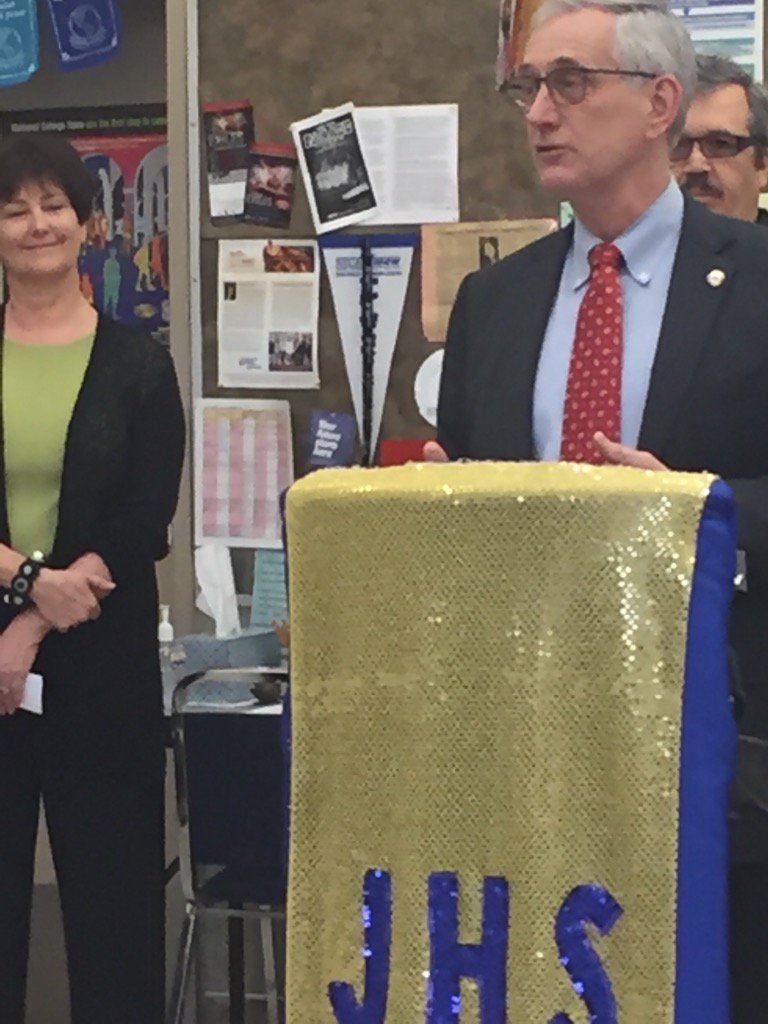 PPSConnect's tweet photo. Mayor Hales: Portland needs to attract grads and grow them at home. Jeff showing how. https://t.co/J0VhzZKcIo