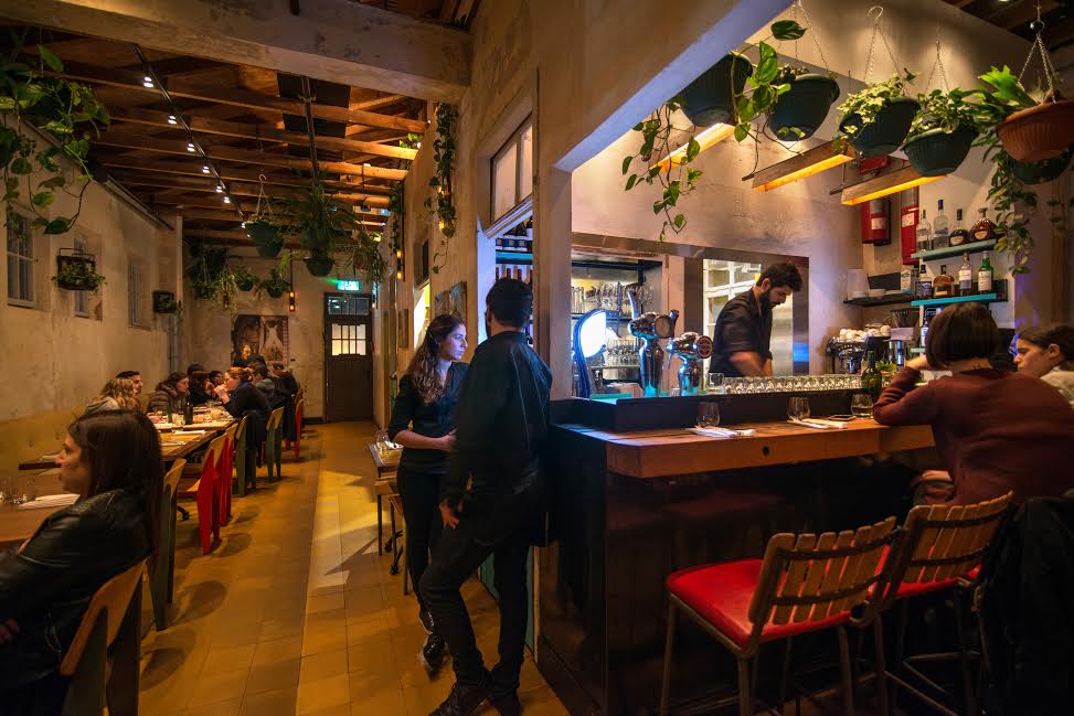 telaveat's tweet photo. Miss Kaplan, the vegan pop-up! Interview with Ori Shavit and chef Shirel Berger to come https://t.co/Zj9tevY1H1 https://t.co/NGjVk9TUAS