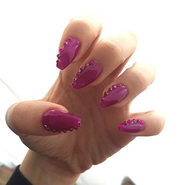 B_lyanish's tweet photo. 😍💅🏼💋👑🎀💛💝💖💯🔝
Nailsss done by Венера Fashion Studio Редута https://t.co/BrN5uUAryM