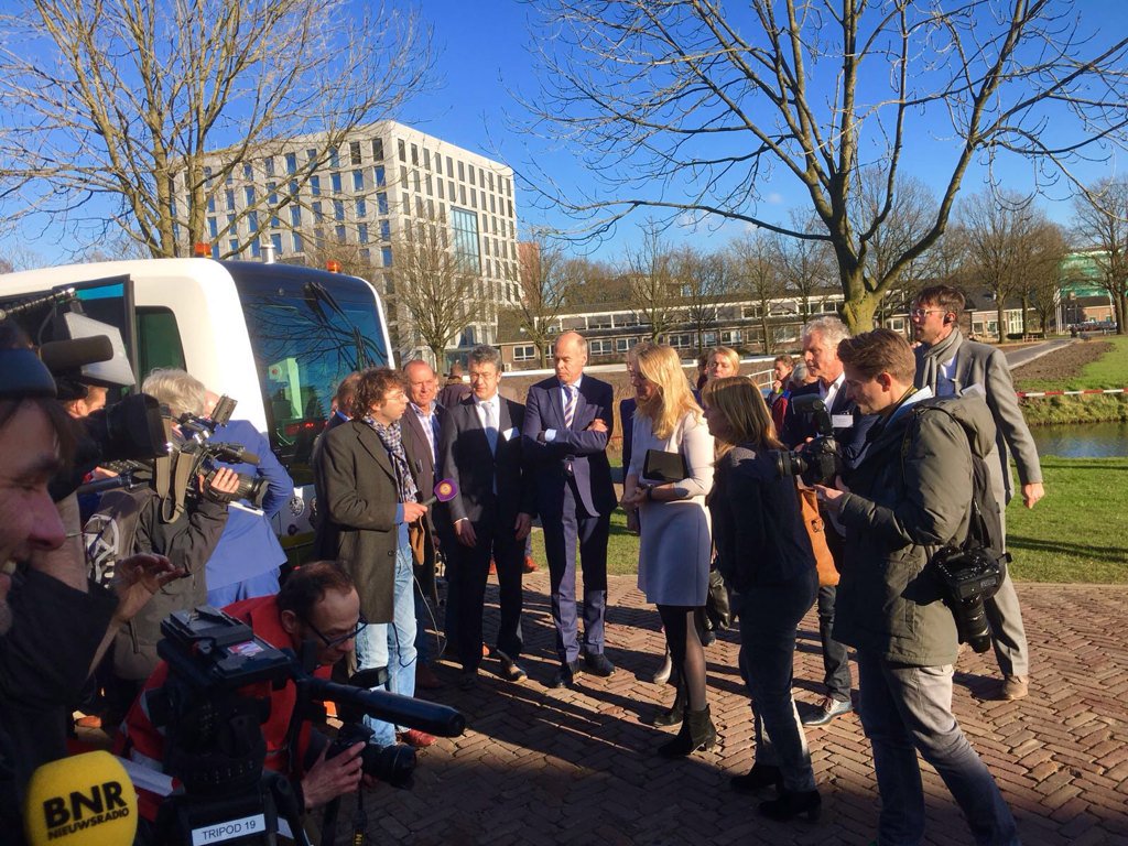 Lisettedjong's tweet photo. RT @LeonMeijer_: De #wepods rijden. Vandaag start met @MelanieSvH https://t.co/XBNXr15hCX