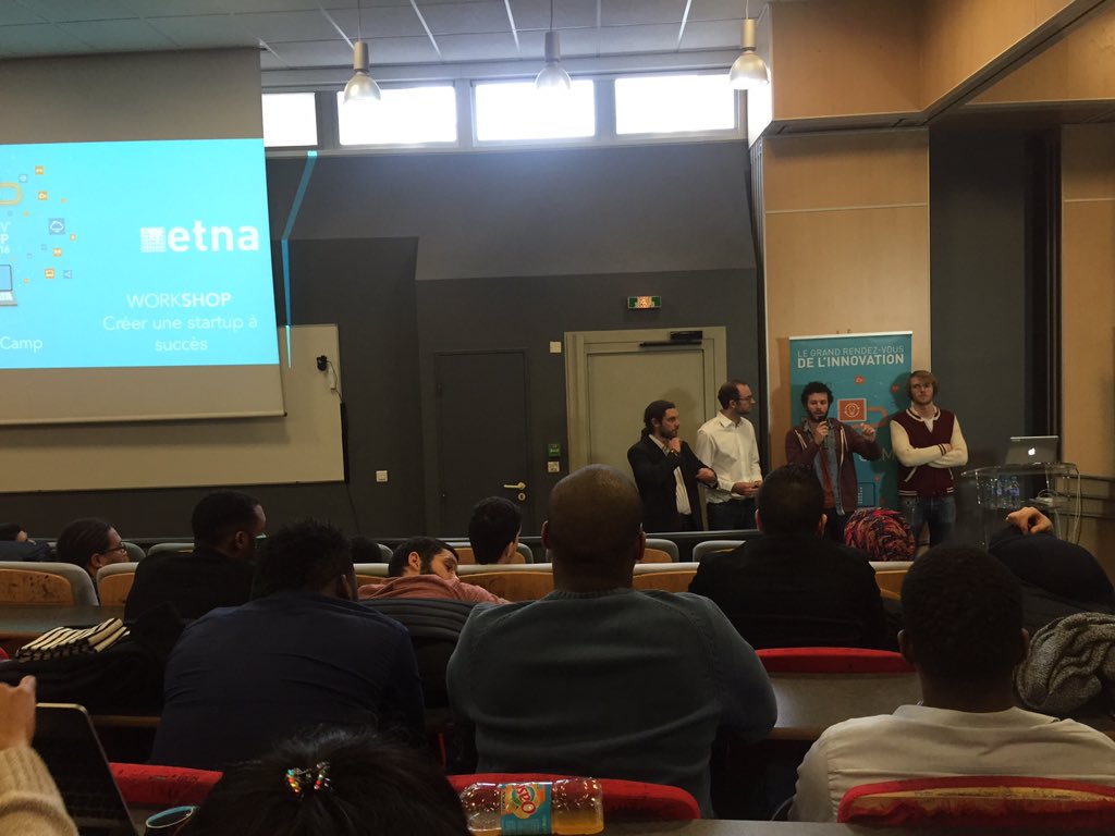 etna_io's tweet photo. Merci à @yanngozlan et aux start-ups @CommoPrices @IWantRoger @Barlenn_ pour leurs conseils. #InnovCamp https://t.co/Wv7AesjszW
