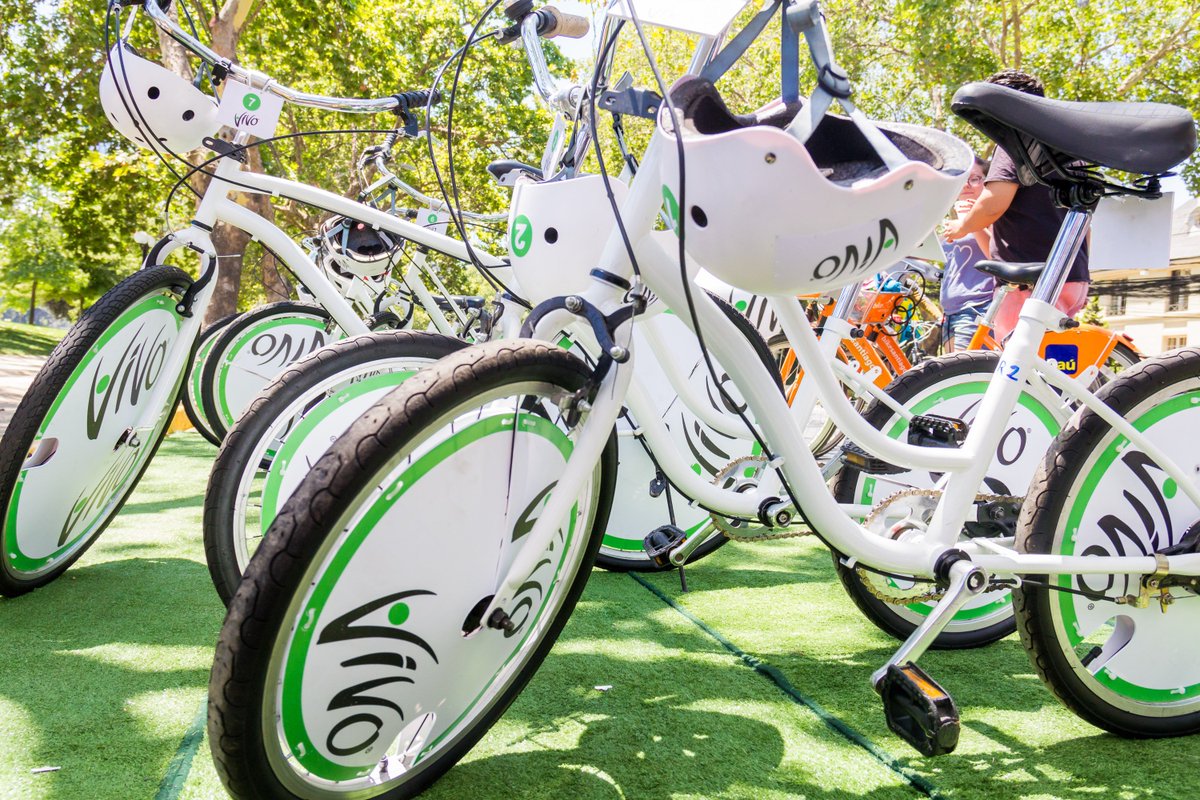 Cuando es gratis, es mejor! Usa las bicis de <a href="/Vivo_Mejor/">Vivo Mejor</a> en #ciclorecreovia de Andrés Bello y en Pocuro