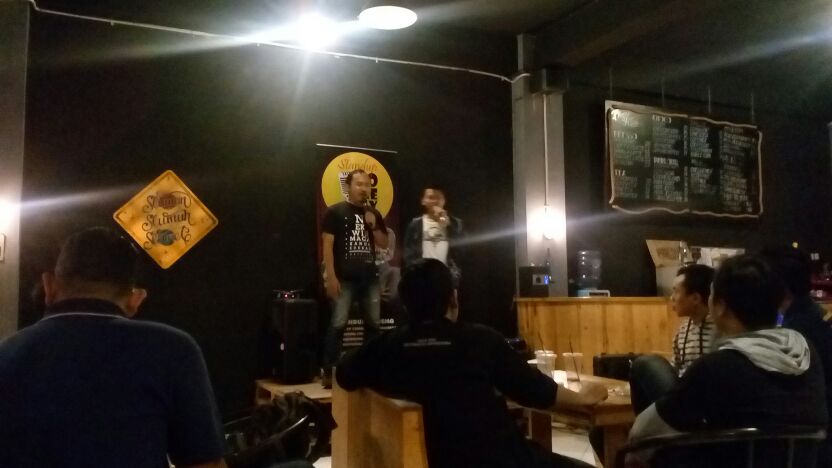 Terima kasih sudah datang ke #openmic di <a href="/parlour_smg/">PARLOUR Coffeespot</a>..sampai ketemu kamis depan..