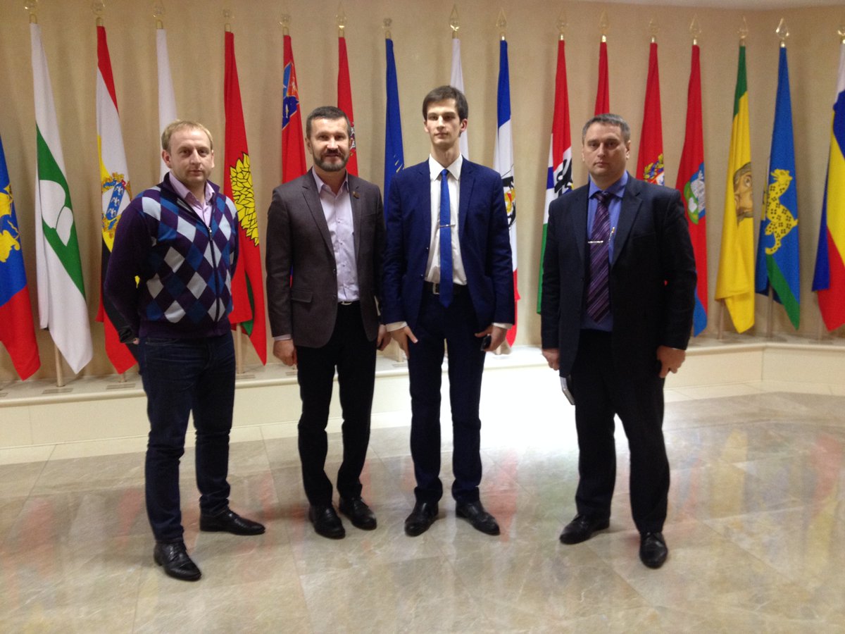 semennikov's tweet photo. В Совфеде прошла интересная дискуссия по вопросам общественного самоуправления. Об этом:https://t.co/65LDsGBqsP https://t.co/ZwRb6On62V