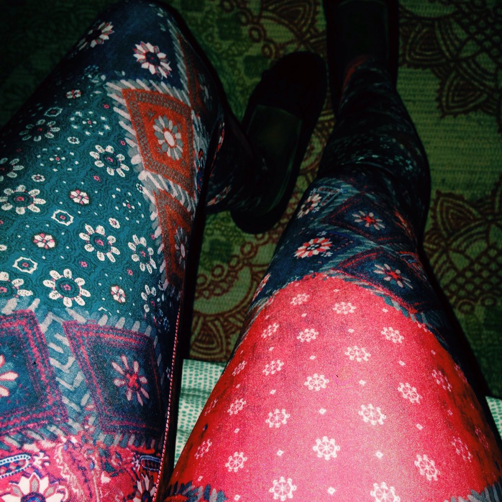 _yeeesha's tweet photo. These are gonna be the BEST pants to wear when I trip ๐ฝโค๏ธ #eatacid https://t.co/nGhP8OFGgC