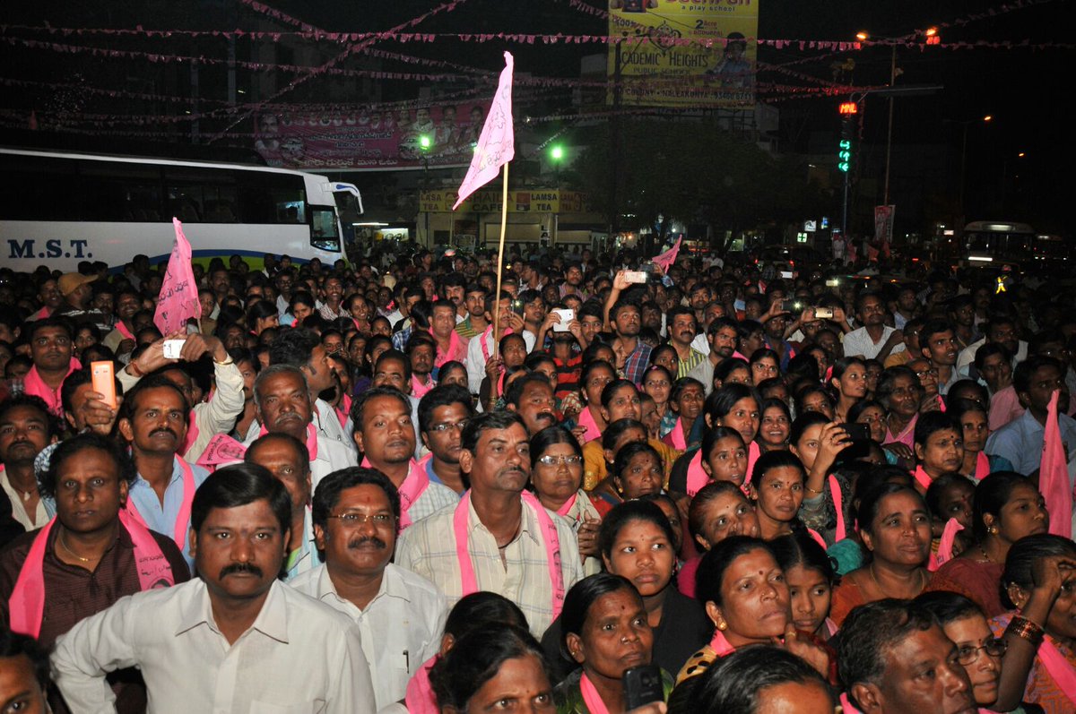 BRSparty's tweet photo. Minister @KTRTRS addressed the gathering as part of Road Show Campaign in Nallakunta Division  #VoteForTRS https://t.co/So37dJ69ta
