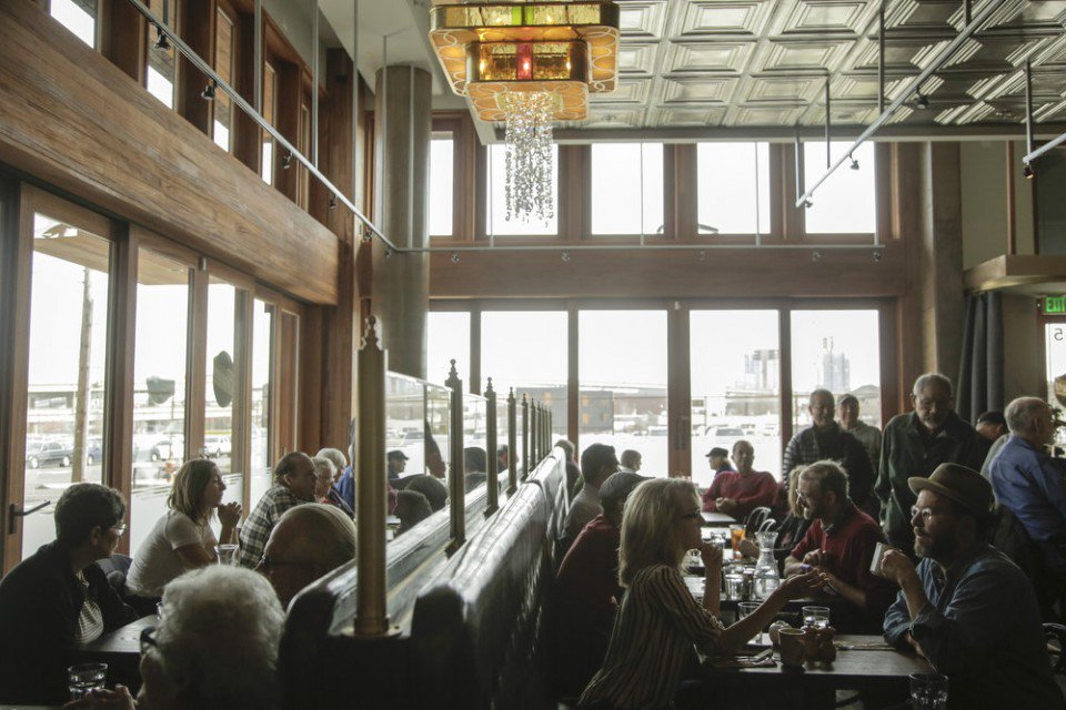 First look: Historic <a href="/Besaws/">Besaws</a> reopens in Northwest Portland: oregonlive.com/dining/index.s…