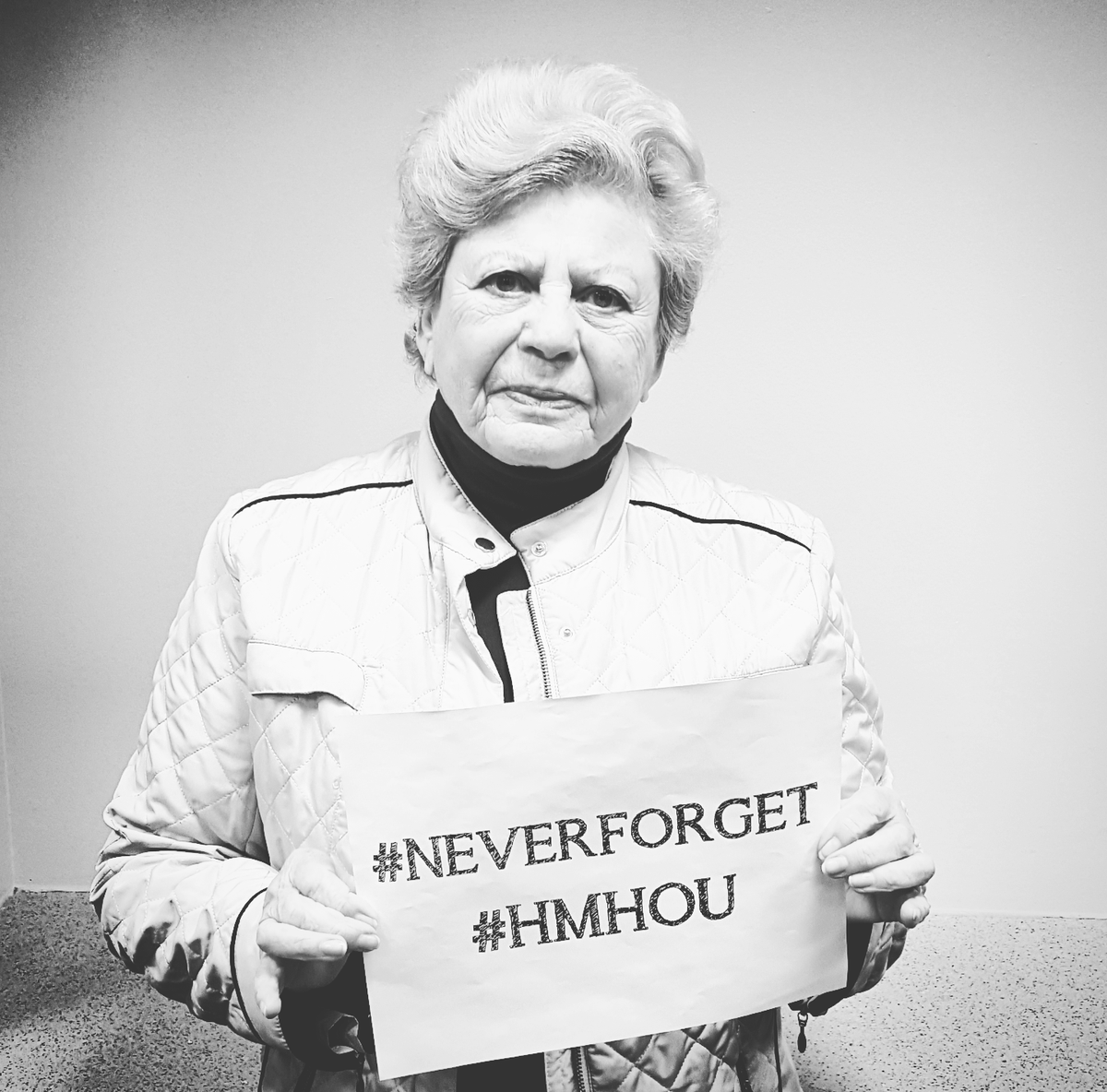 HMHou's tweet photo. Check out some of the selfies from yesterday's International Holocaust Remembrance Day event at #hmhou #neverforget https://t.co/lvQT78Ky5o
