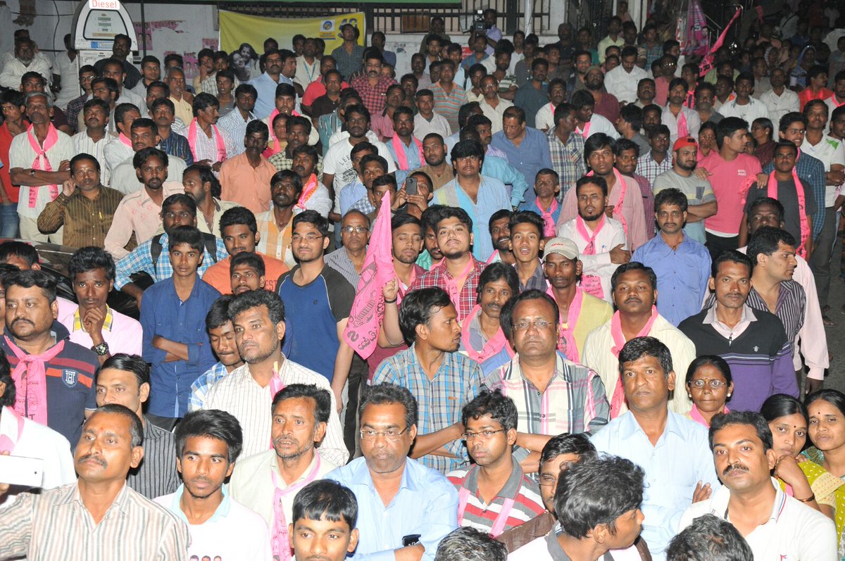 BRSparty's tweet photo. Road Show Campaign of Minister Sri @KTRTRS in Himayatnagar Division  #VoteForTRS #MissionGHMC https://t.co/tJ5z7he1H8