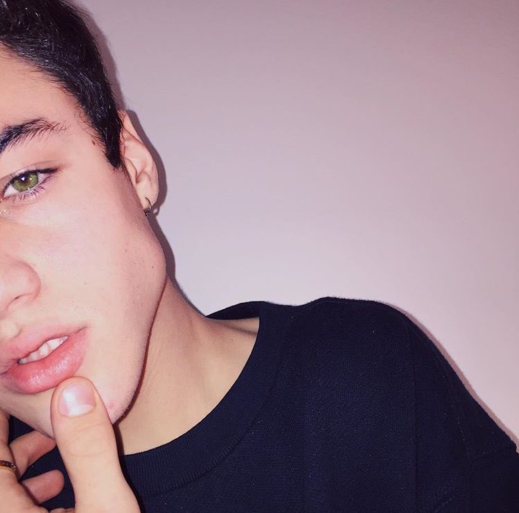 aquctic's tweet image. hm