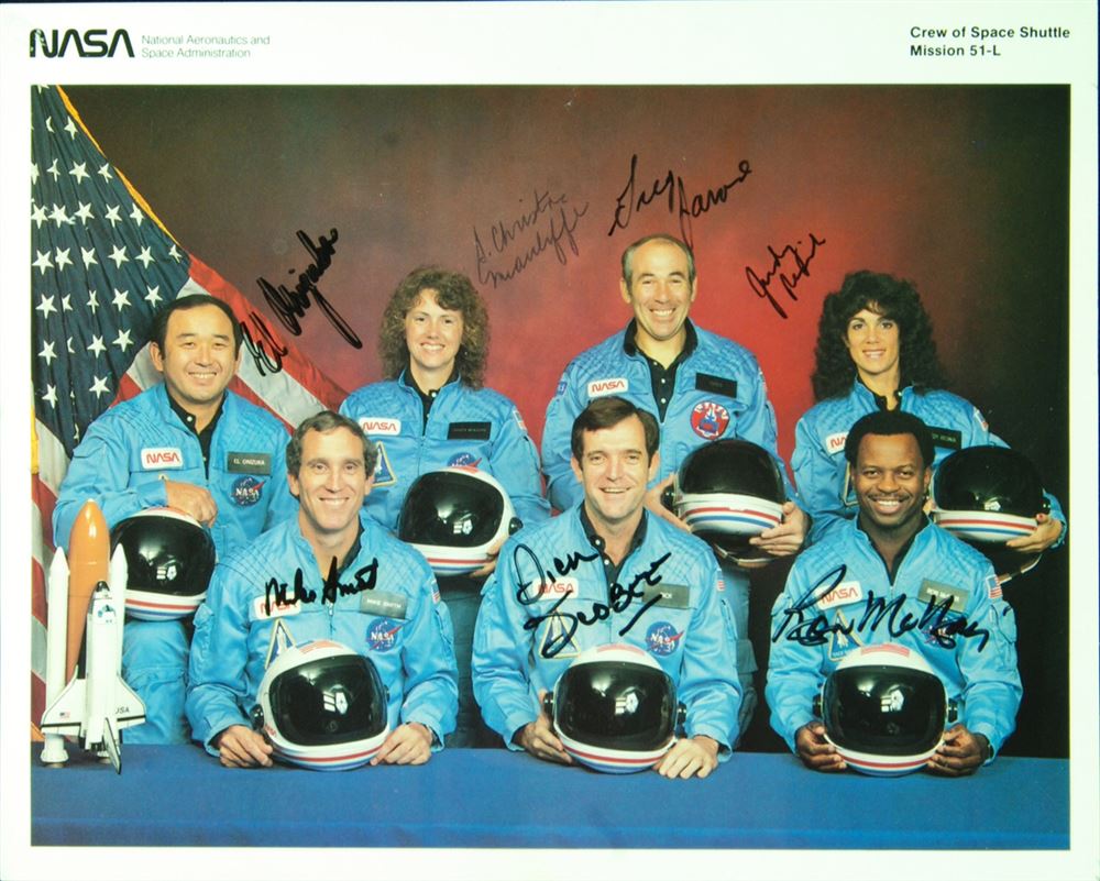 HoustoniaMag's tweet photo. Today we honor the #Challenger crew on the 30th anniversary of the space shuttle disaster that shocked the world. https://t.co/42VgMqoatm