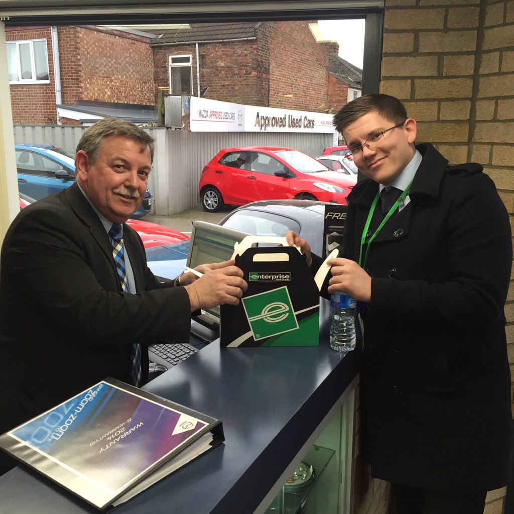 GM_ERAC's tweet photo. Closing new business #U408 #U491 #U4Excellence #20/40 https://t.co/Ap7WAn9ND4