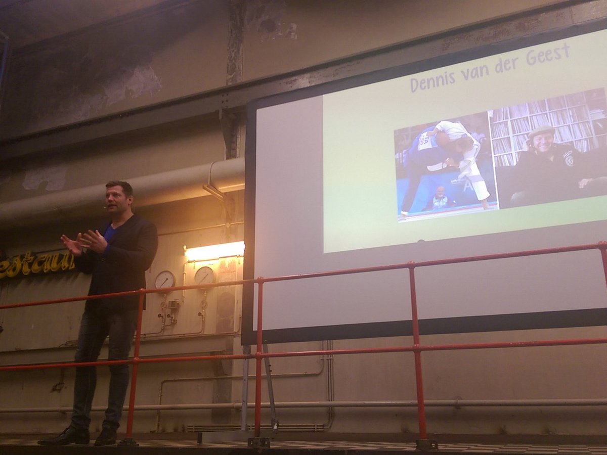 .<a href="/dennisvdgeest/">dennis van der geest</a> bij #kaderbijeenkomst #ergonmeetsstrijps vertelt over doorzetten, samenwerken, passie en vitaliteit.