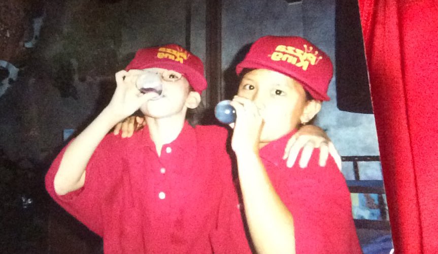 iLoveyou_Autumn's tweet image. Me and @CollynRenae started young .. 😂