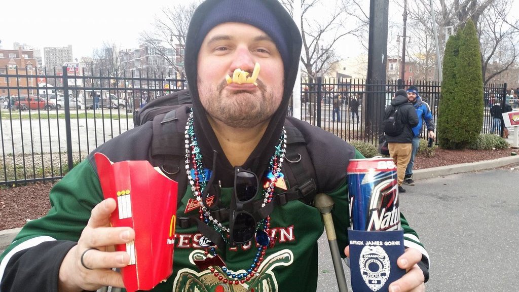 TellEmGwarth's tweet photo. Grab you fries and Natty Ice, there's a new #TESD dropping tonight 🐜🐜🐜 #Gitler #YOHO https://t.co/PZy9V9bI83
