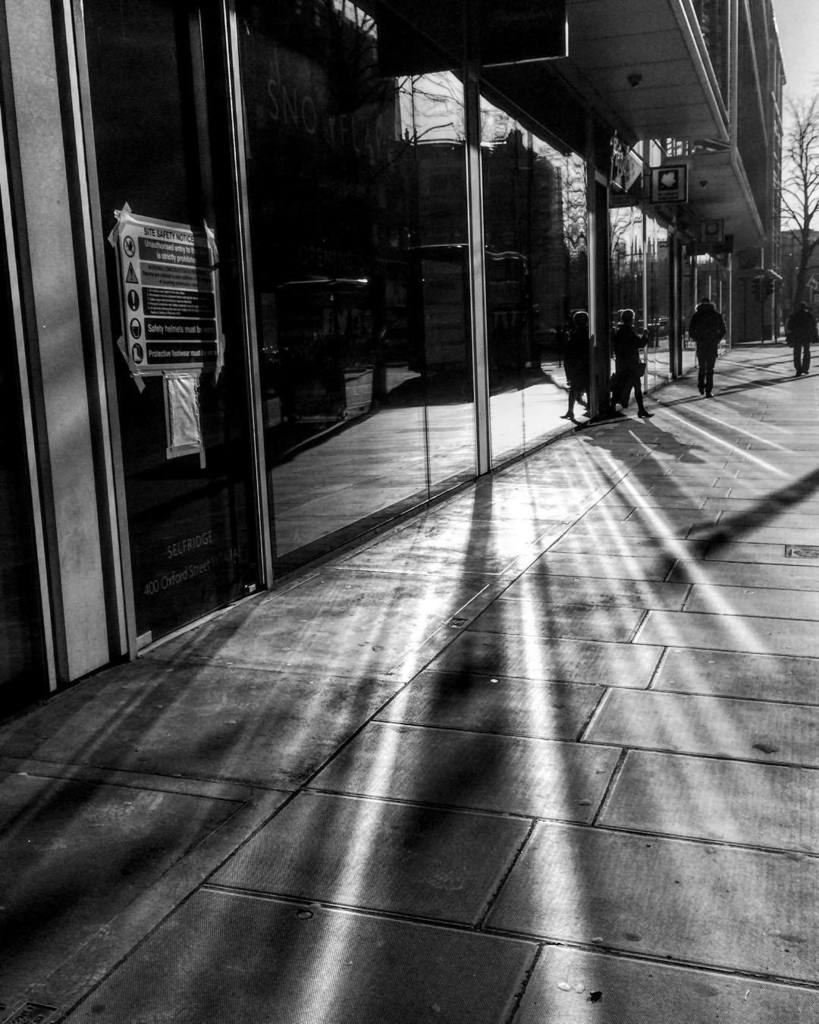 subtletint's tweet image. #windowreflection #sunlightreflection ift.tt/1OSbIFT