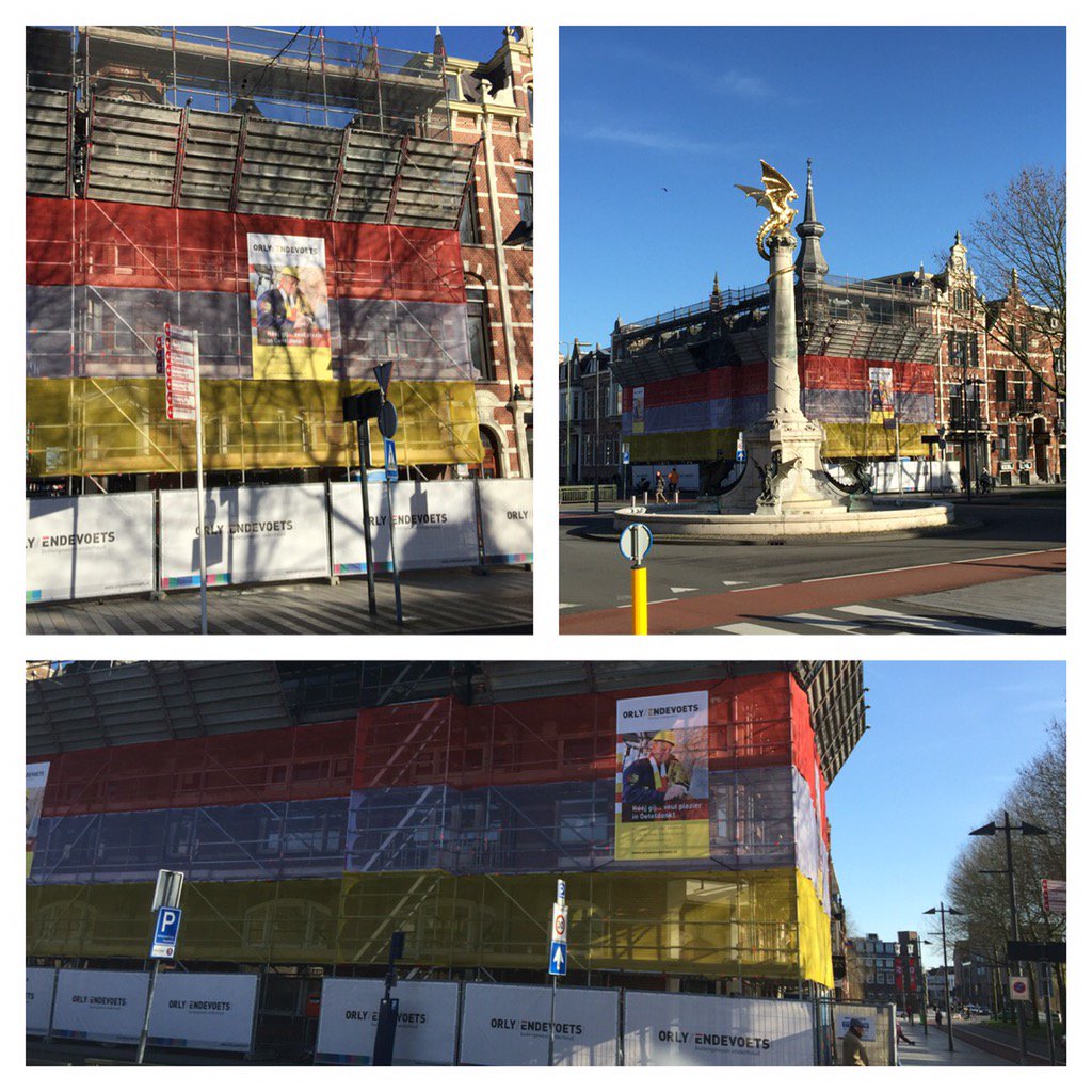 In polonaise over de #steiger <a href="/orlyenendevoets/">Orly & Endevoets</a>. <a href="/shertogenbosch/">'s-Hertogenbosch</a> #oeteldonk #wateenreclame💪🏻