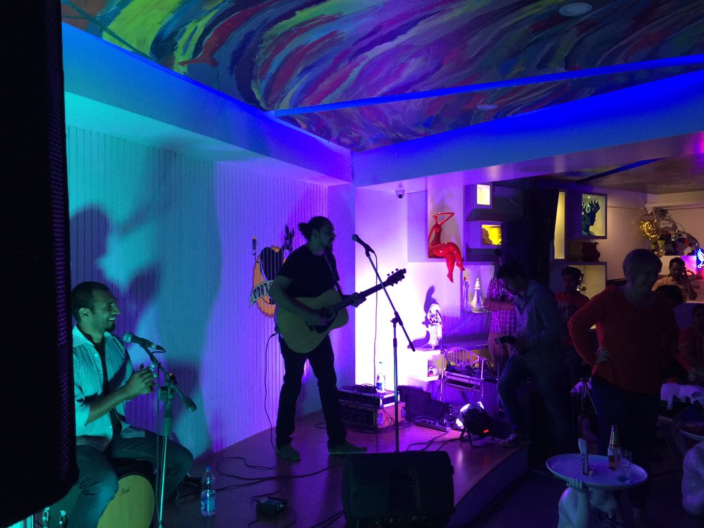 Maanas_Shah's tweet photo. #LivePerf @madness_dsch #DonkeysArse @afficionad0 @PrincessChinu @ArvindSoju @moipalate #LaunchParty #MadnessPune https://t.co/nTT2ly3KKM
