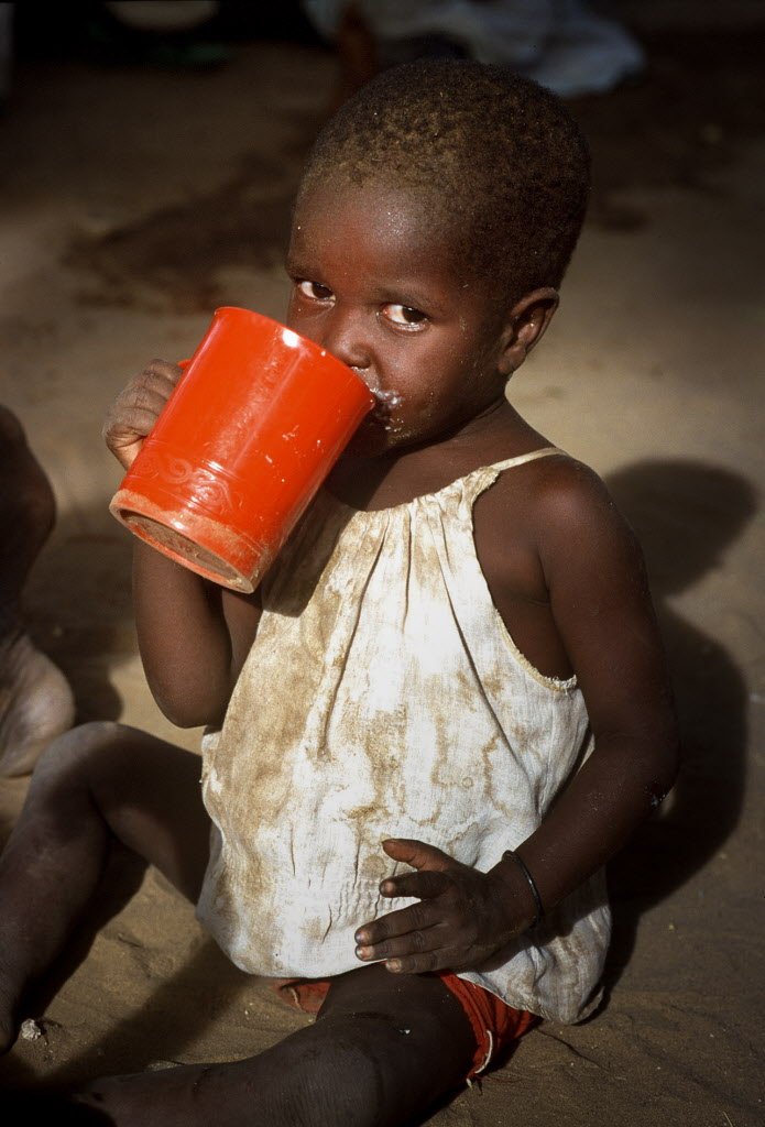 WorldVision's tweet photo. 11M children in Africa will face hunger due to #ElNino. How @WorldVision is responding: https://t.co/NLnQxdLTTl https://t.co/NoQ08ijUn3