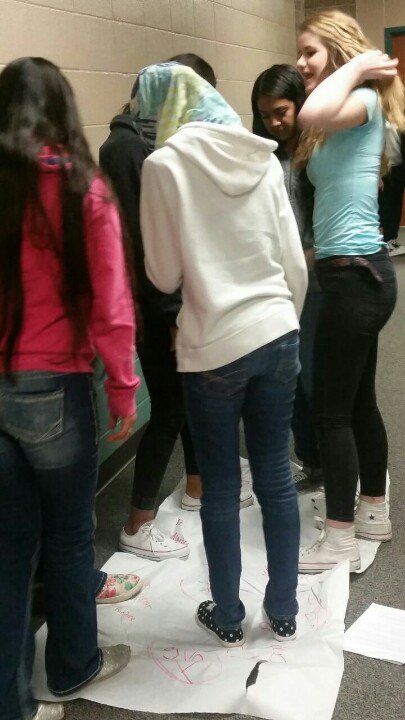 asoderquist's tweet photo. LHS IGNITE Mentors talking to freshmen about GPAs, and goals and obstacles. @LufHSCounseling #flipthetarp #IGNITE https://t.co/RSSgu03YCW