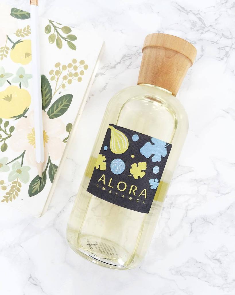 AloraAmbiance's tweet photo. Relax with this earthy mélange of green garden notes and rich fig. This sophisticated frag… https://t.co/18qf3GFg6f https://t.co/E8DJ7tqOoA