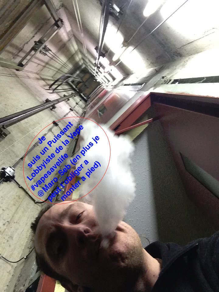 Maro_Seb's tweet photo. Je suis un Puissant Lobbyiste de la Vape #vapesavelife @Maro_Seb https://t.co/RM5FAOVLor