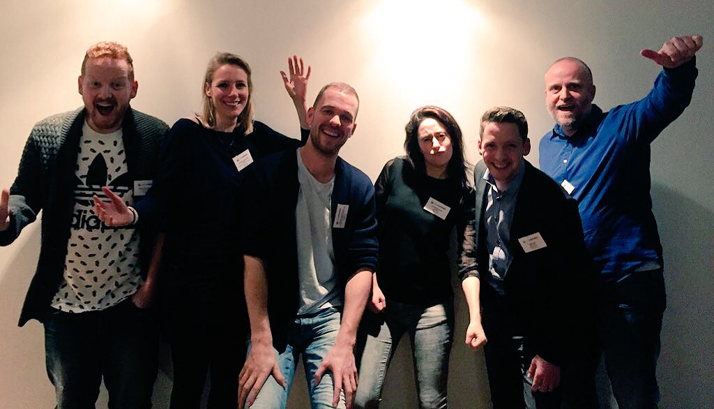 De jury van de #spinawards, categorie Social Media. <a href="/japieee/">Japie</a> <a href="/Sanneke/">Sanneke Boesveldt 🤗</a> <a href="/eva_nooitgedagt/">Eva Nooitgedagt</a> <a href="/Smitguido/">Guido Smit</a> <a href="/bramkoster/">Bram Koster</a> en ik!