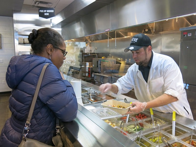 BBQconcepts's tweet photo. Between Fast Food And Fine Dining: #FastCasual @Marketplace https://t.co/K12K3fgA1D https://t.co/H3bo2Bl2uw