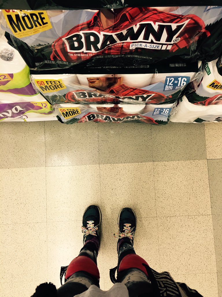 laurenargo's tweet image. Brawny Man,  just try me.  #brawny #pickasize