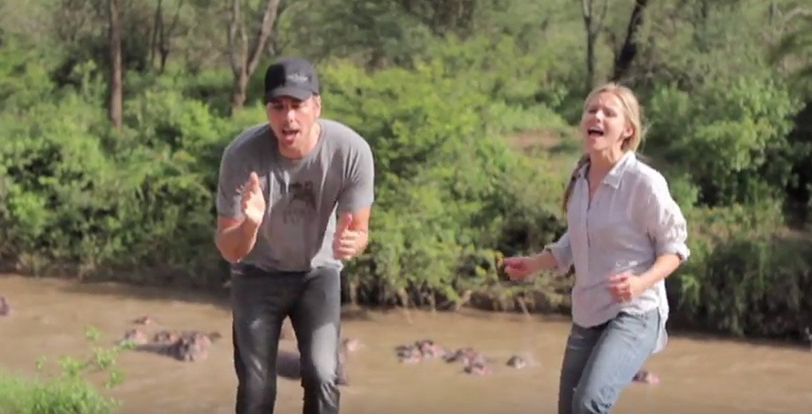 NextStop Magazine (@nextstopmag) on Twitter photo .@IMKristenBell and <a href="/daxshepard1/">daxshepard1</a> sing Toto's #Africa in homemade music video #CoupleGoals ow.ly/XEjLH .@IMKristenBell and <a href="/daxshepard1/">daxshepard1</a> sing Toto's #Africa in homemade music video #CoupleGoals ow.ly/XEjLH