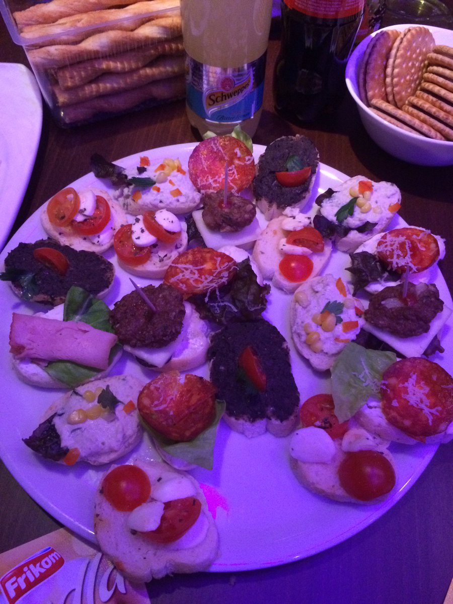 andjelkaducic's tweet photo. #webizup (at @Appetite_bg in Belgrade, Serbia w/ @dusandz @babastraja @zlicasa100lica) https://t.co/ceGiu8WTrA https://t.co/evVrYWjzwE