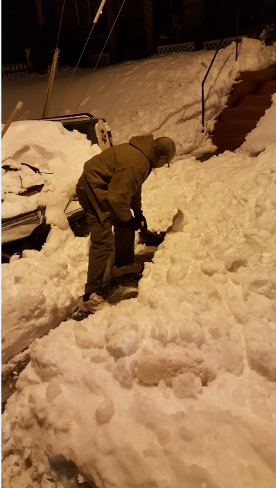 ServeDC's tweet photo. Need volunteer to shovel curb to sidewalk mountain of snow for 95 yr old for MetroAccess pick up Call 202-727-7925 https://t.co/gbU6HcLmG8