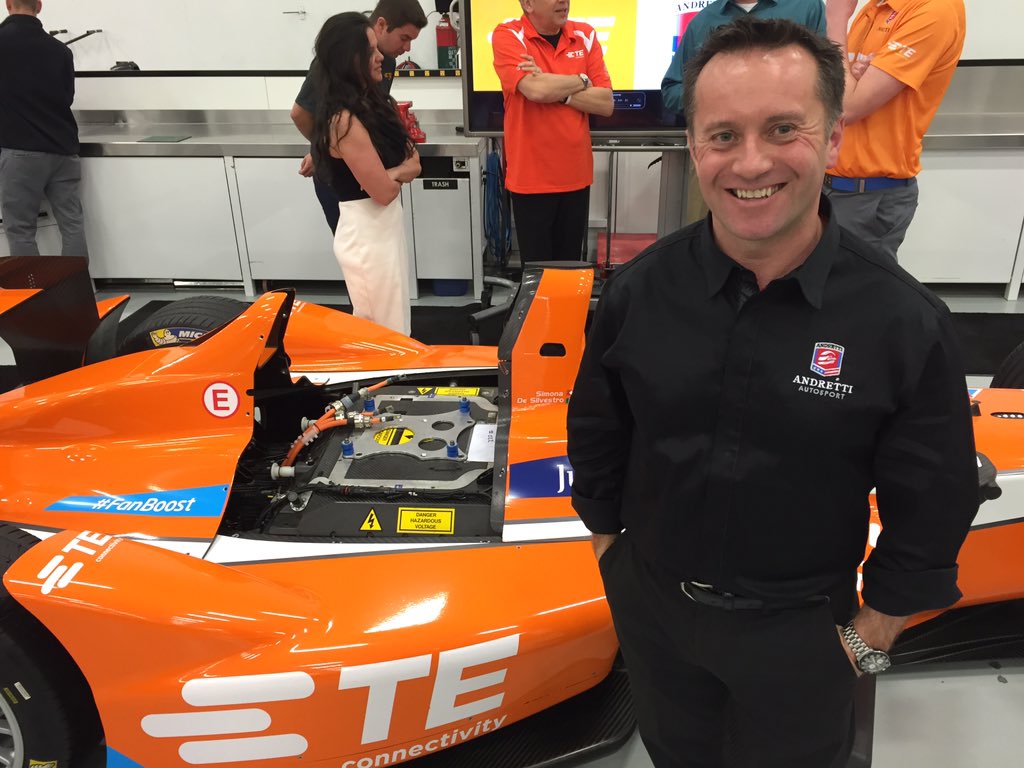 Learned a lot about electric race cars from @FollowAndretti @AmlinAndrettiFE #BigBattery