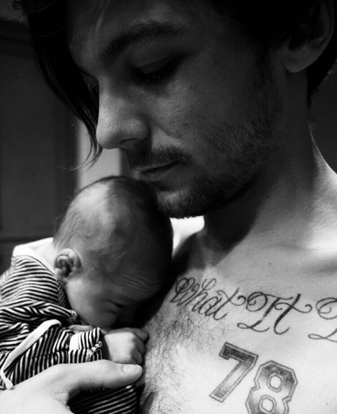 Bri11111111's tweet photo. Фрэдди-ребенок Ларри
#FreddieTommo 
#Periscope 
#УченикиФолловятКарантин 
#MBANDВтроемИТочка 
#OneDBestFans2016 https://t.co/uRDRqHL17E