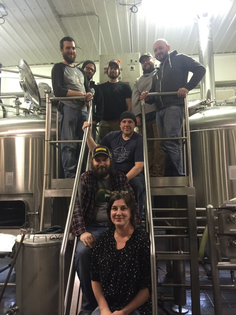 BrasserieDunham's tweet photo. Brewing a Grisette with @KevinLovesBeer from @CambridgeBrewer 100% Québec malts and hops + a touch of Hall Blanc https://t.co/NVUBagtUDD