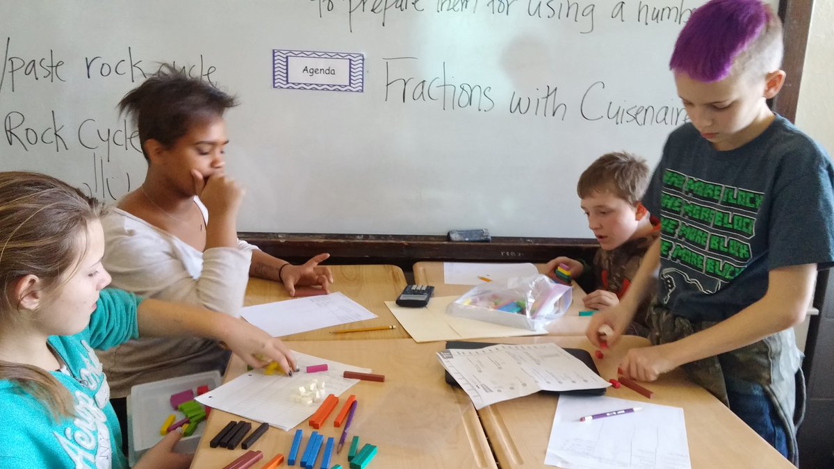 BarbieMooneyham's tweet photo. So many ways to get ignited understanding fractions. Using all the tools @ReedAcademy1 @mrs_bracamonte @ABaczek https://t.co/sv9Df5nZdb