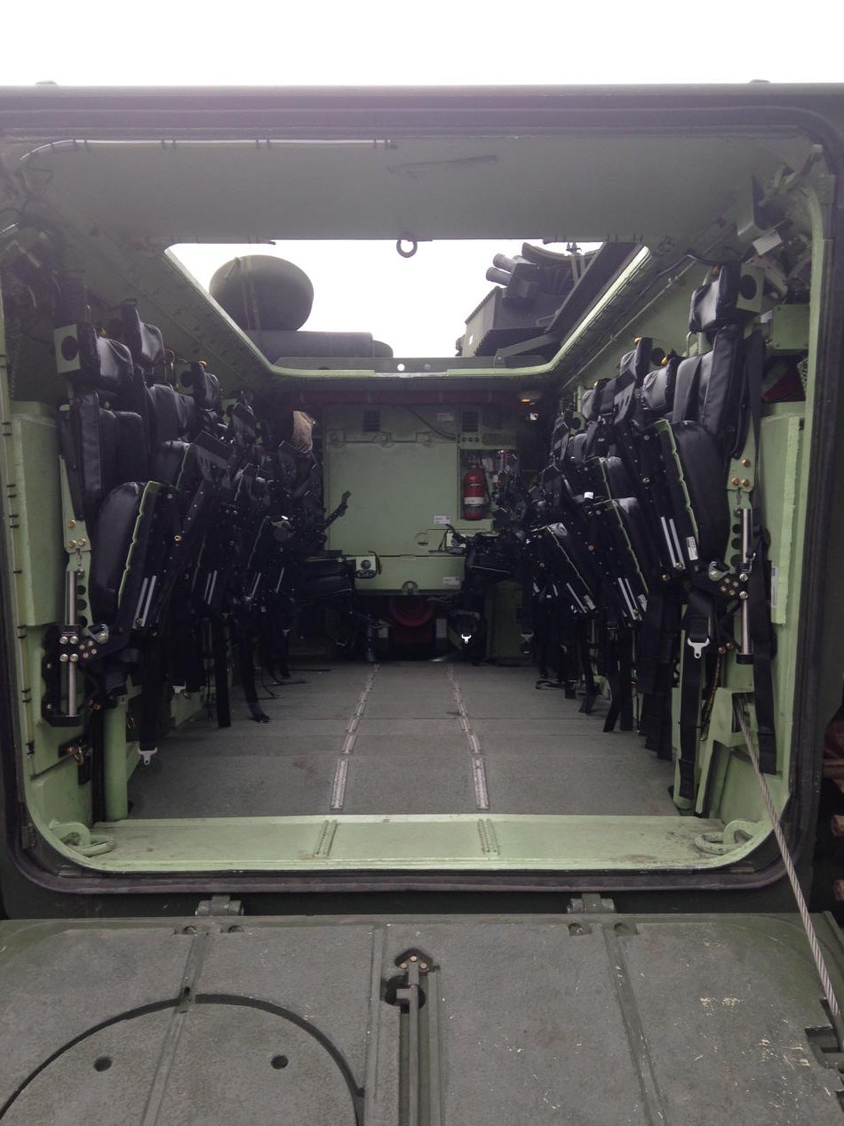 CZ1PI5bUEAMeqY6.jpg:large