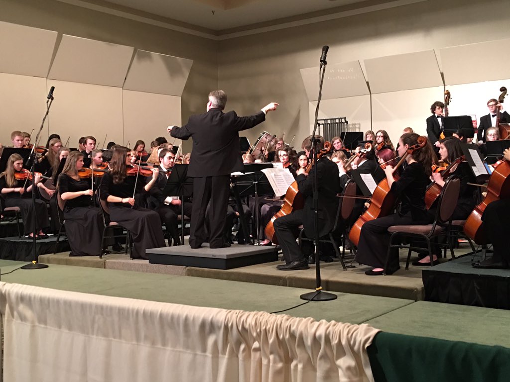 JohnJungmann's tweet photo. Amazing performance by the Glendale Orchestras today, hours of hard work pay off @officialSPS #firstclassperformance https://t.co/hLxW4pORlm
