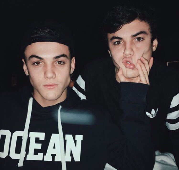 aquctic's tweet image. double trouble